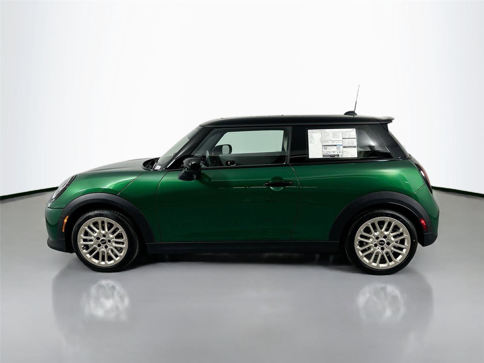 Used 2025 MINI Cooper S FWD image 8