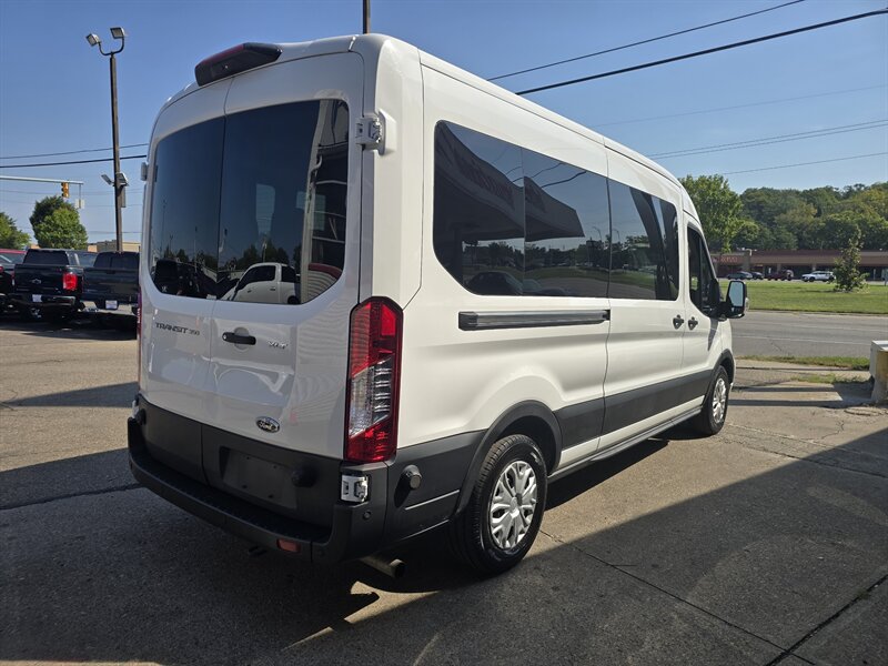Used 2024 Ford Transit 350 XLT RWD image 4
