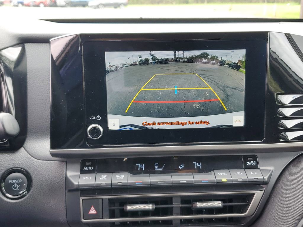 Used 2025 Toyota Camry LE FWD image 21