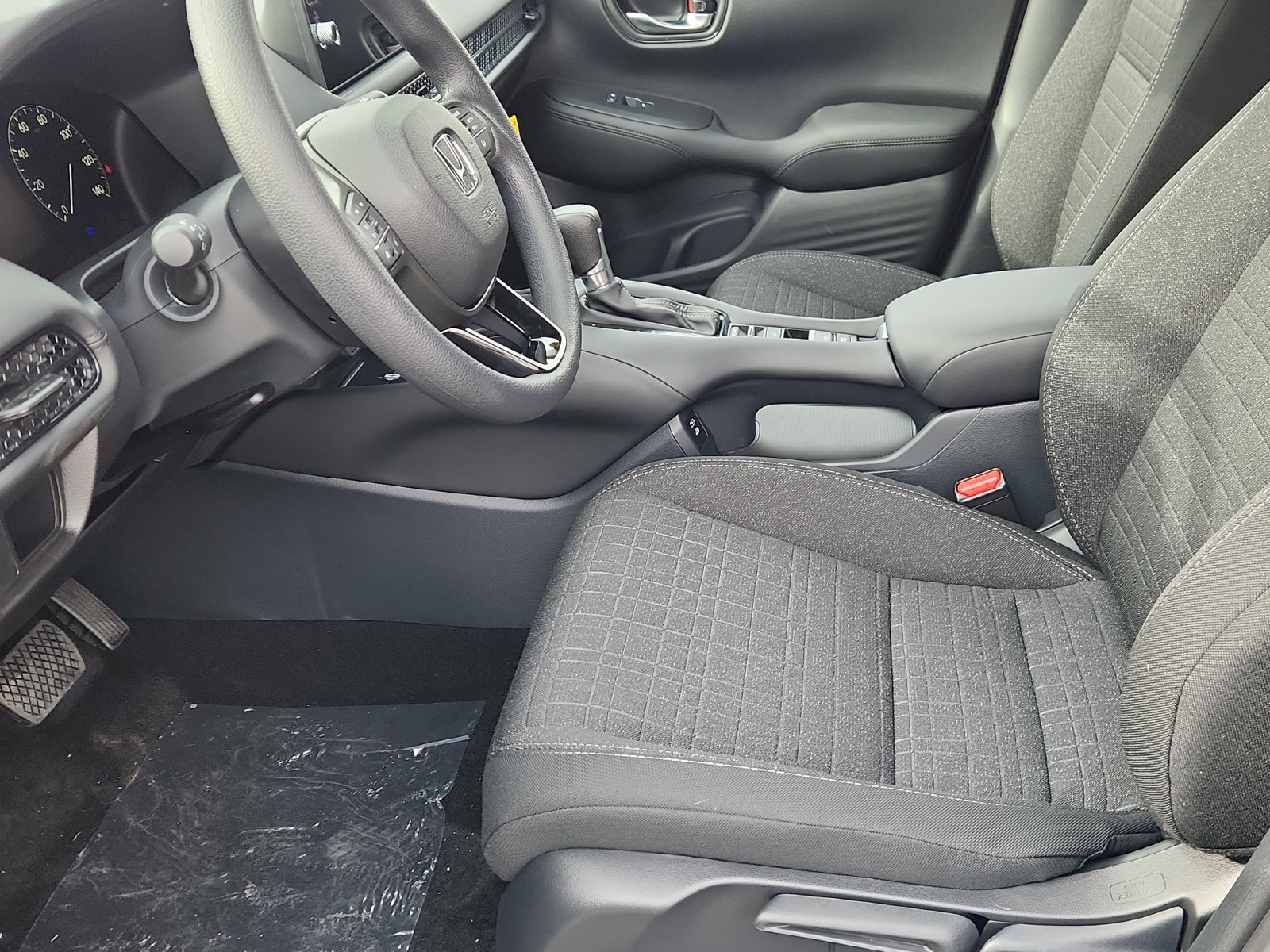 Certified 2026 Honda HR-V LX image 7