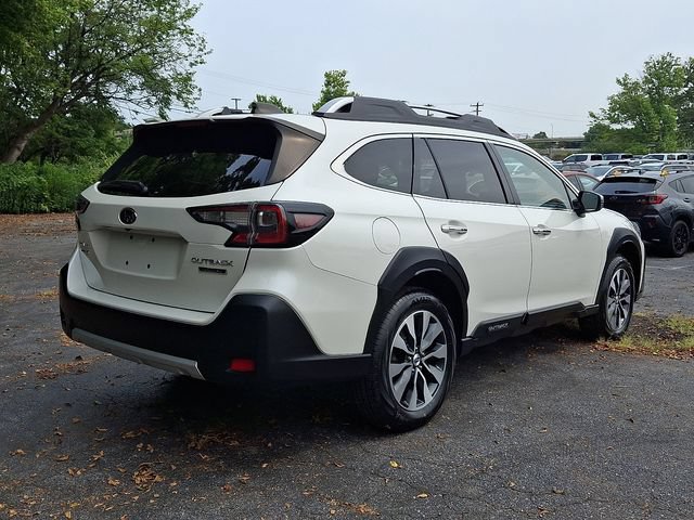 Certified 2023 Subaru Outback Touring AWD/4WD image 8