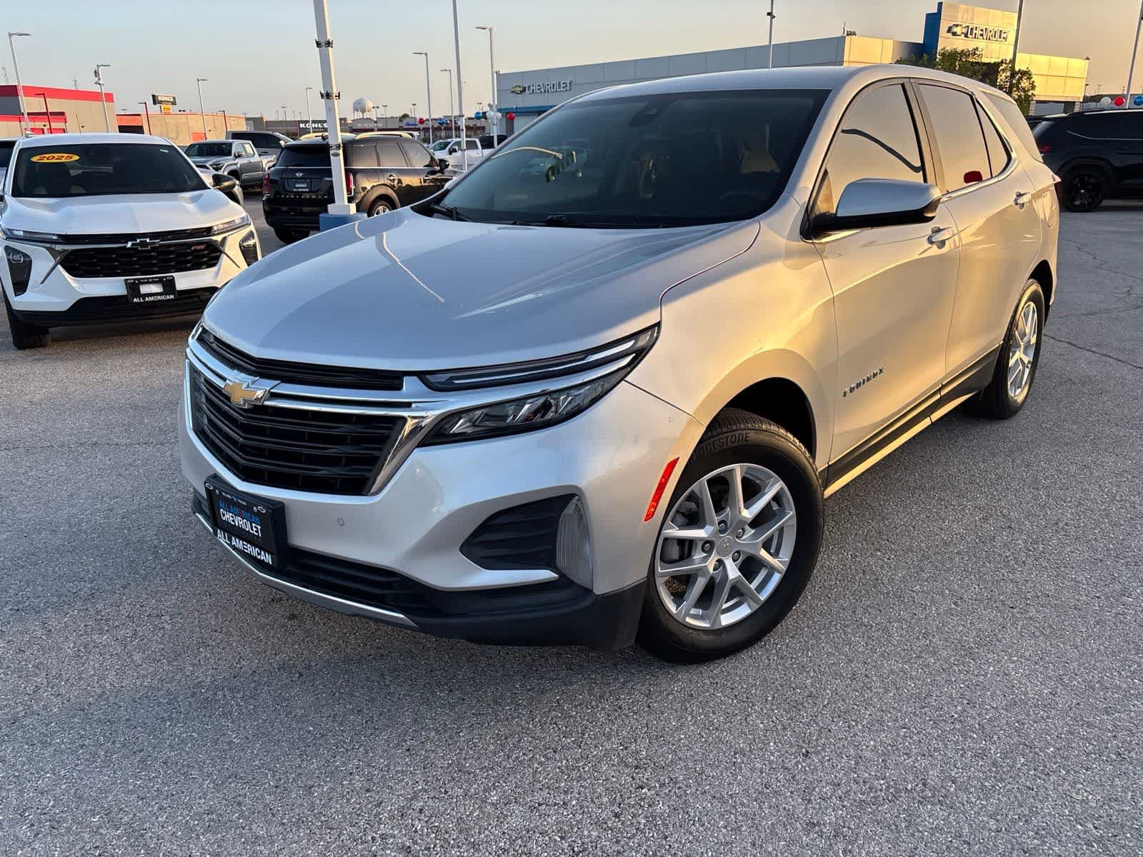 Used 2022 Chevrolet Equinox LT AWD/4WD image 1