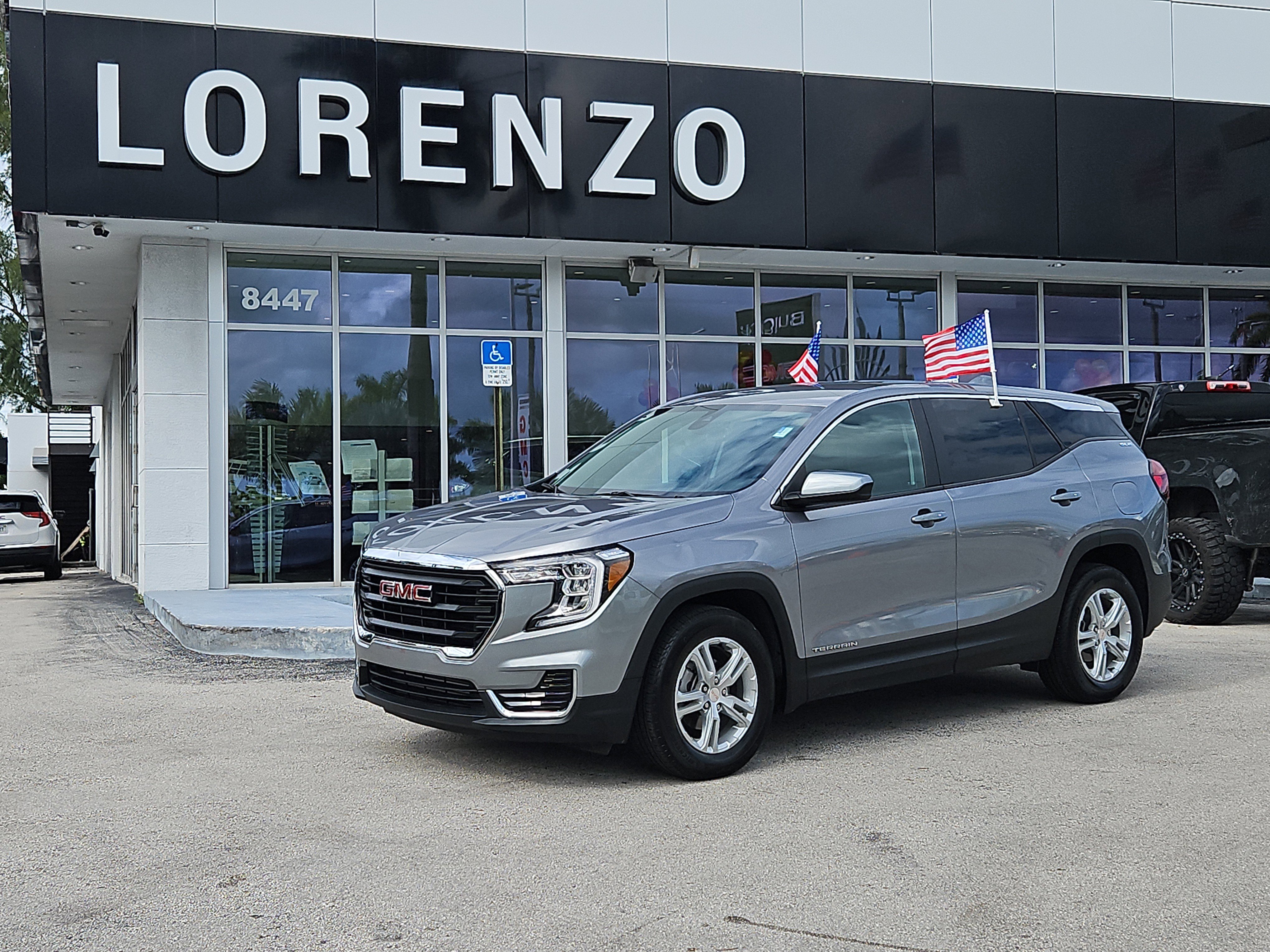 Used 2024 GMC Terrain SLE