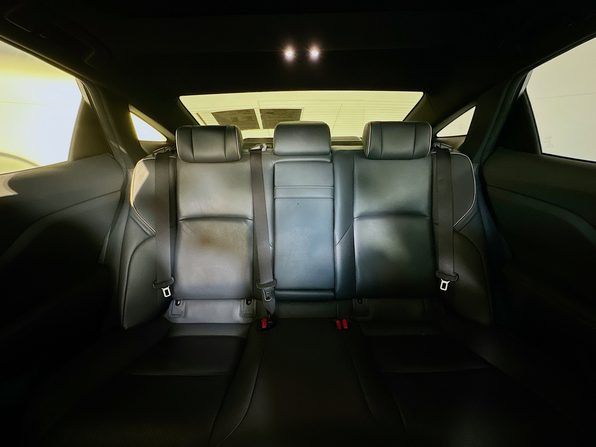 Used 2024 Toyota Crown Limited image 30