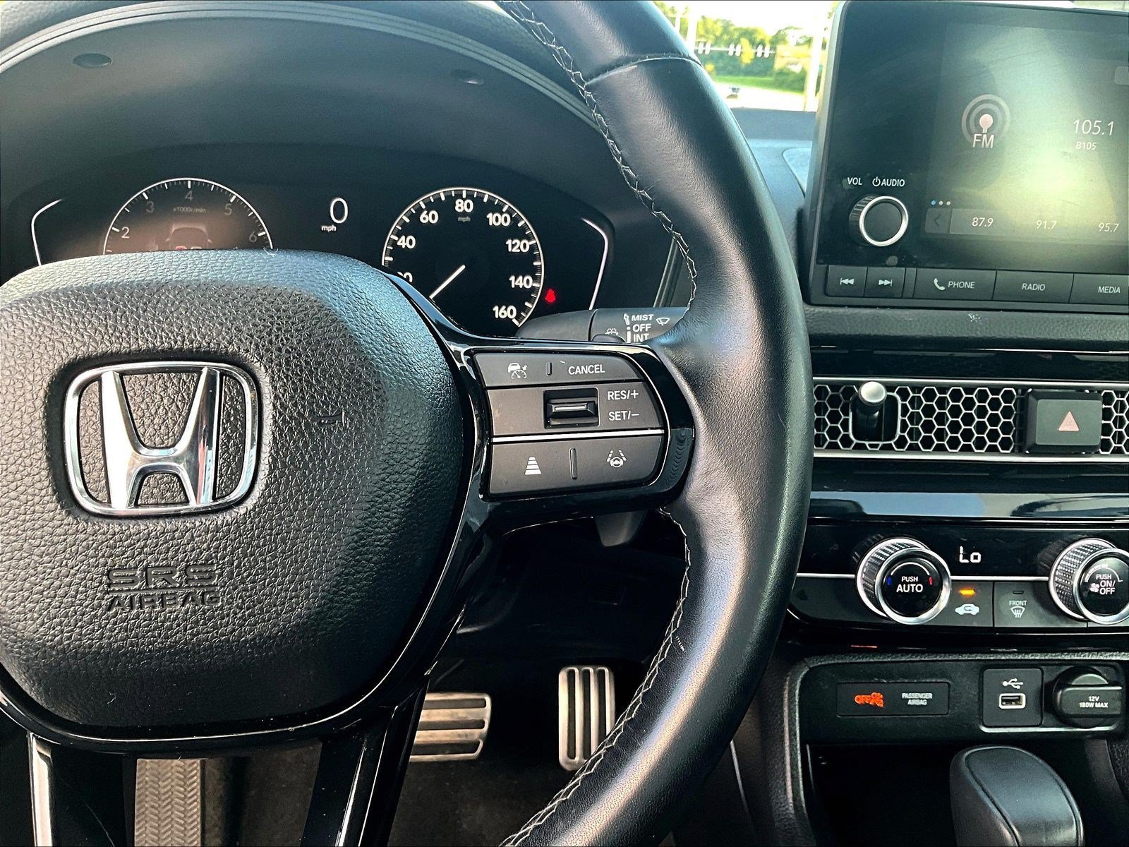 Used 2024 Honda Civic Sport image 11