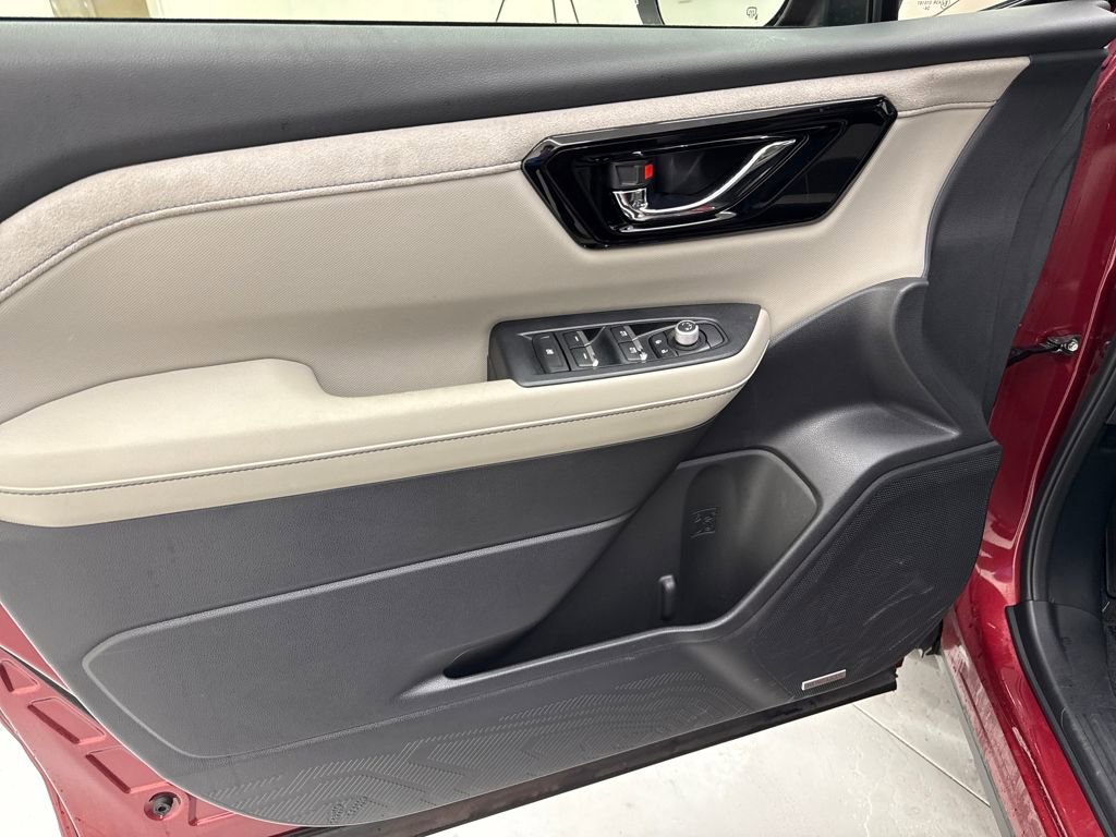 Certified 2025 Subaru Forester Limited image 11