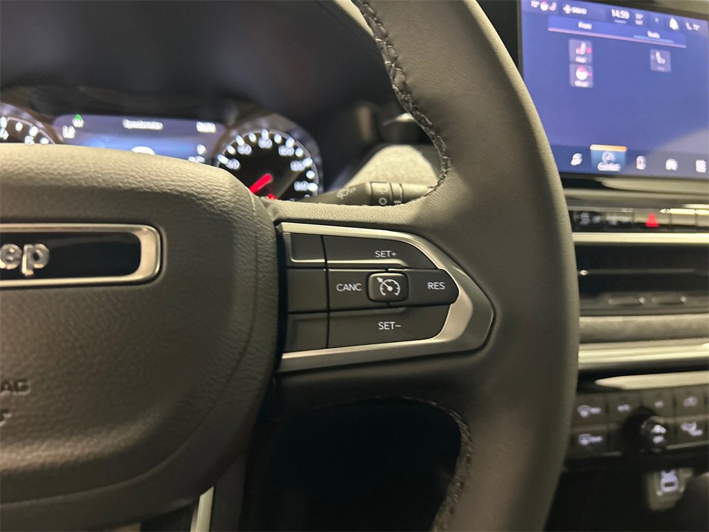 New 2025 Jeep Compass Latitude w/ Convenience Group image 19
