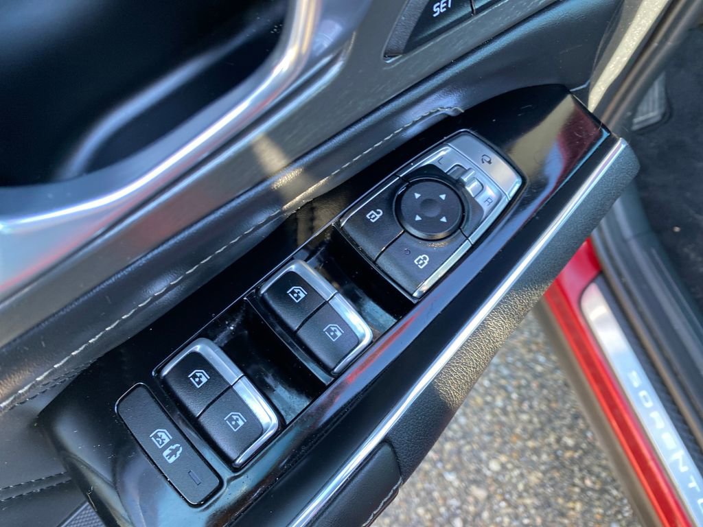 Used 2022 Kia Sorento SX image 12