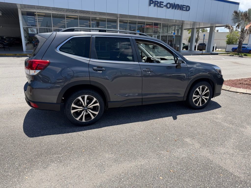 Used 2021 Subaru Forester Limited w/ Popular Package #3 AWD/4WD image 3