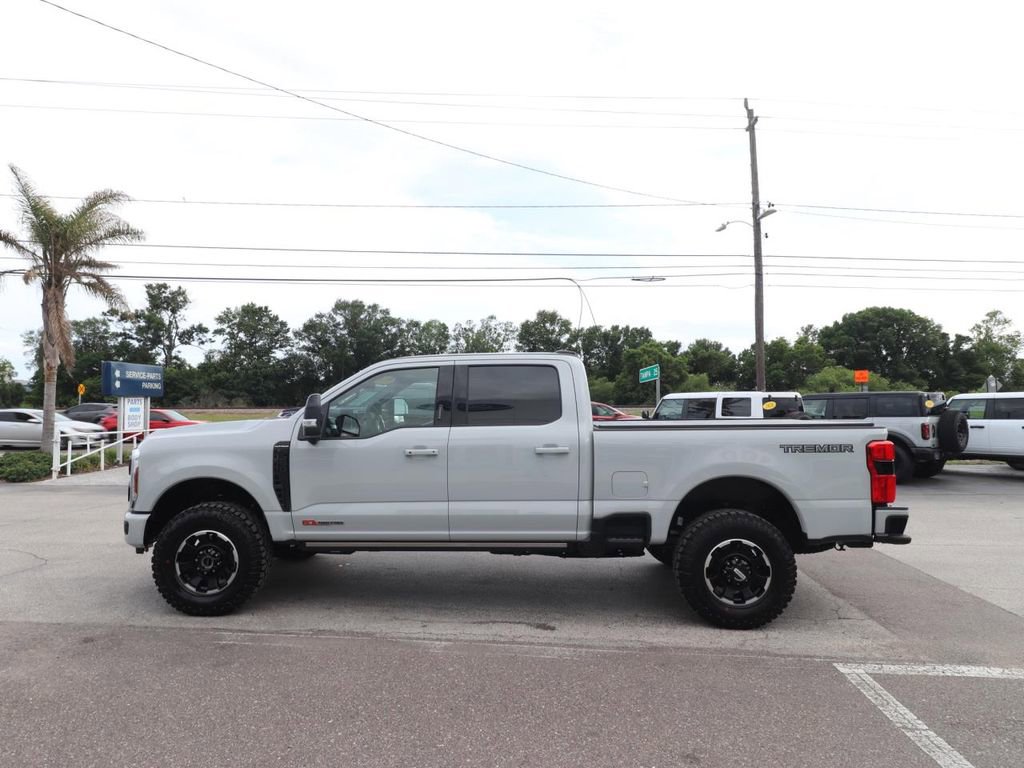 New 2026 Ford F250 Platinum w/ Tremor Off-Road Package image 10