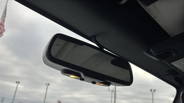 Used 2017 Jeep Wrangler Unlimited Sahara w/ Connectivity Group image 23