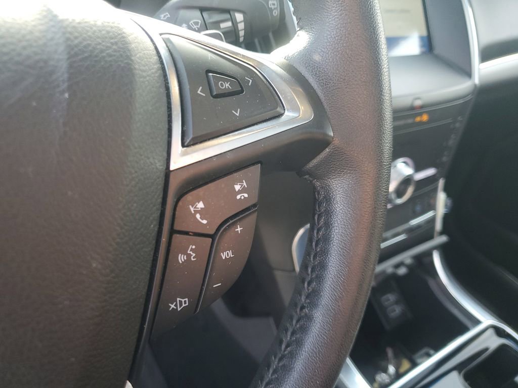 Used 2020 Ford Edge Titanium w/ Equipment Group 301A image 18