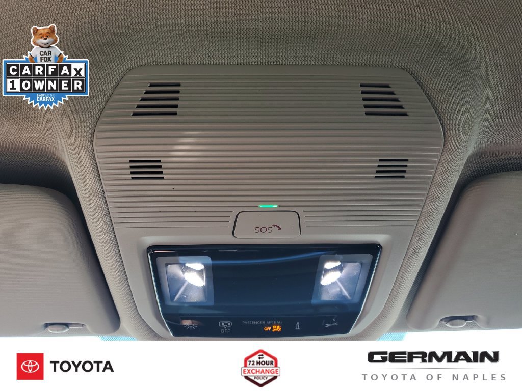 Used 2024 Volkswagen Atlas SE w/ Black Wheel Package FWD image 35
