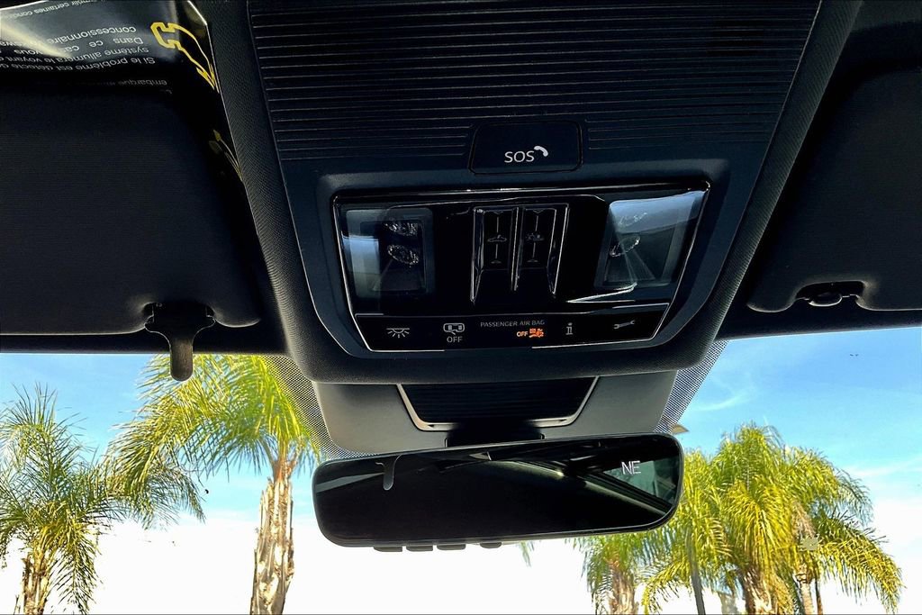 New 2026 Volkswagen Tiguan SE R-Line image 14