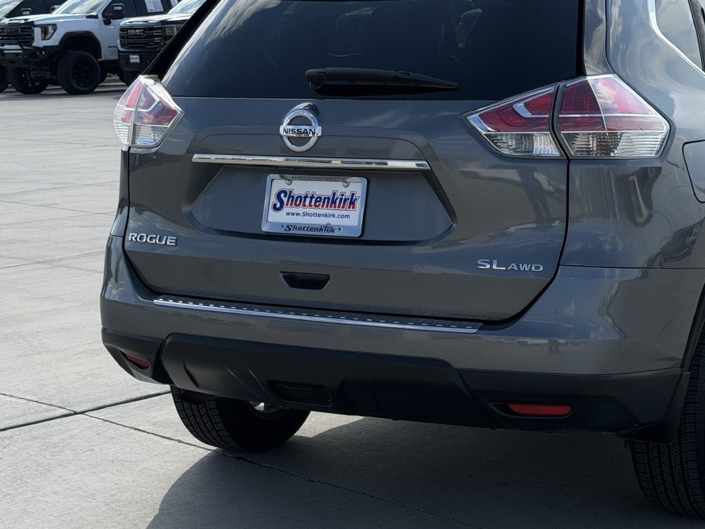 Used 2016 Nissan Rogue SL AWD/4WD image 6