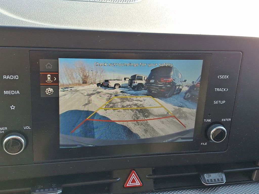 Used 2023 Kia Sportage LX image 17