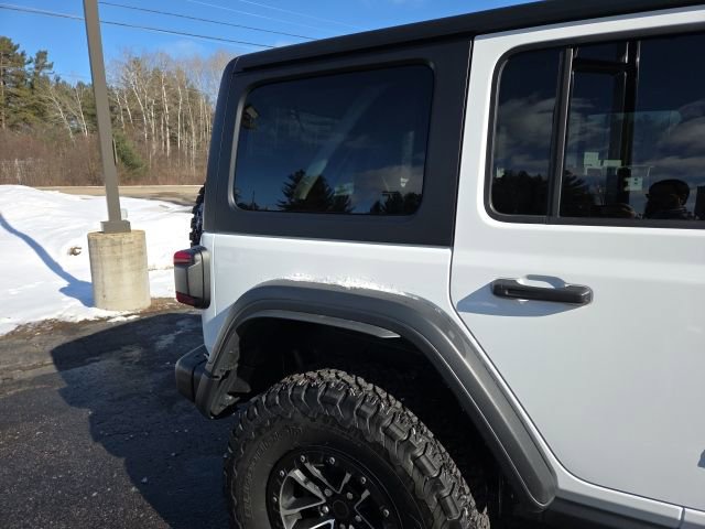 Used 2024 Jeep Wrangler Unlimited Rubicon w/ XTREMEE 35" Tire Package image 33