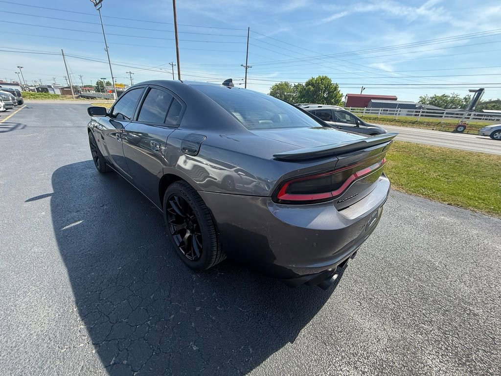 Used 2017 Dodge Charger R/T w/ Premium Group RWD image 6