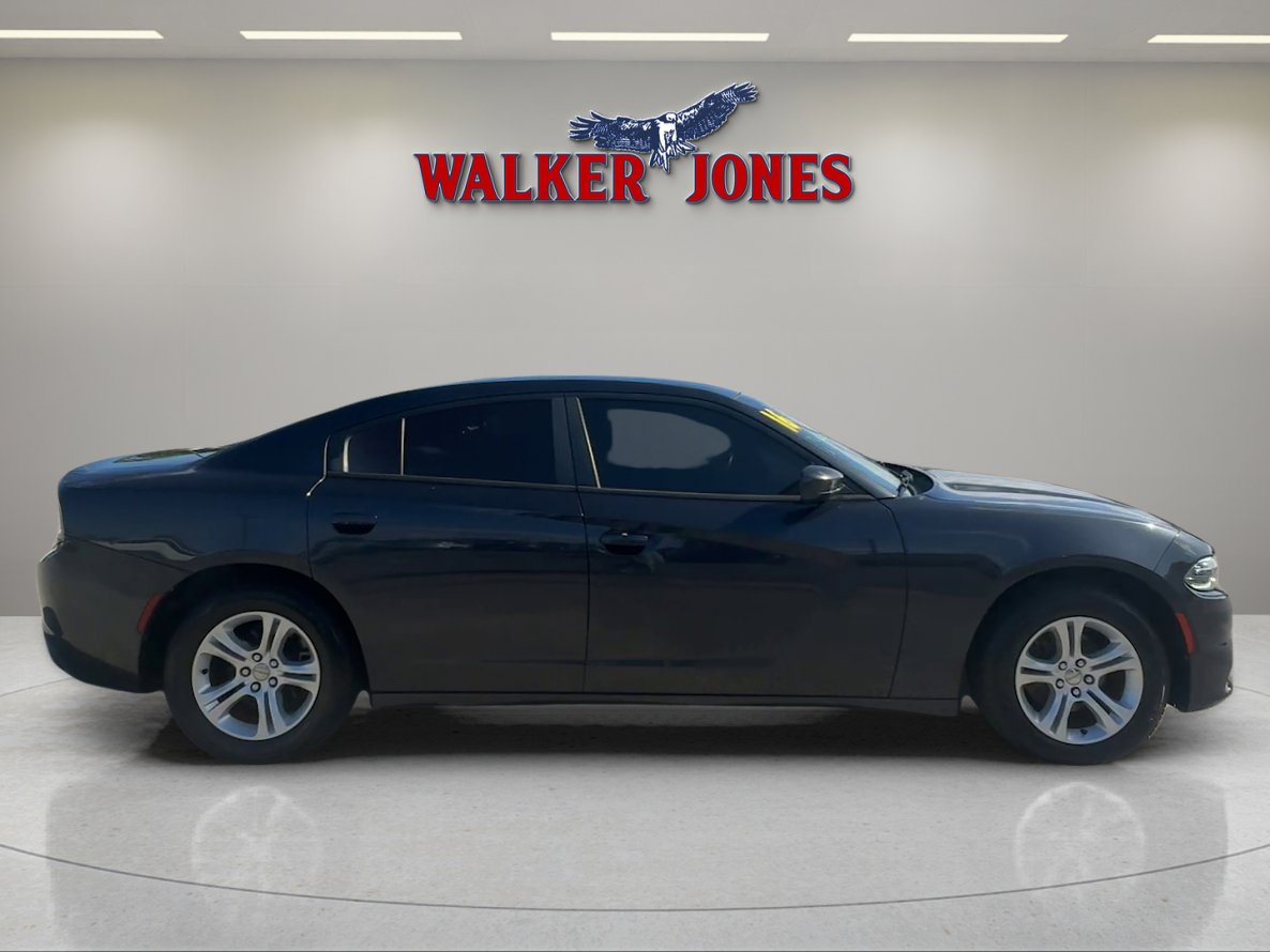 Used 2016 Dodge Charger SE RWD image 7