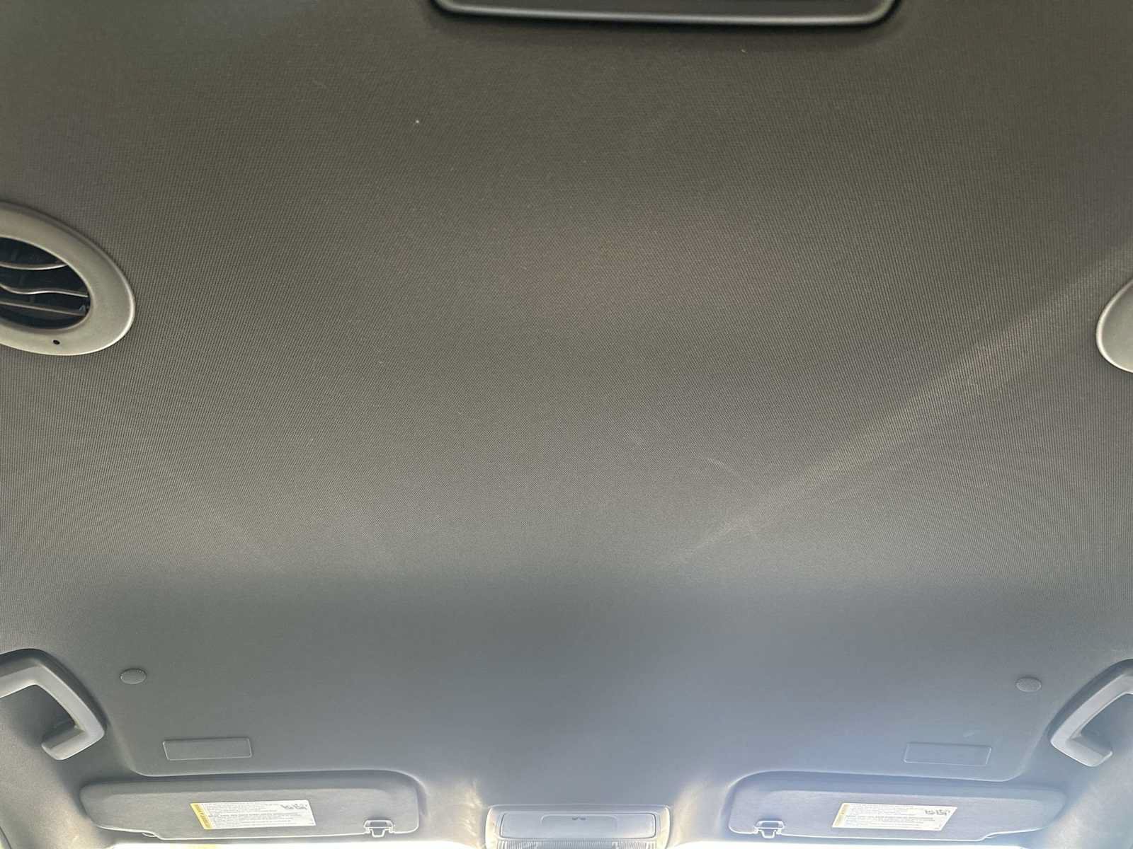 Used 2025 Buick Enclave Preferred w/ Power Package FWD image 23