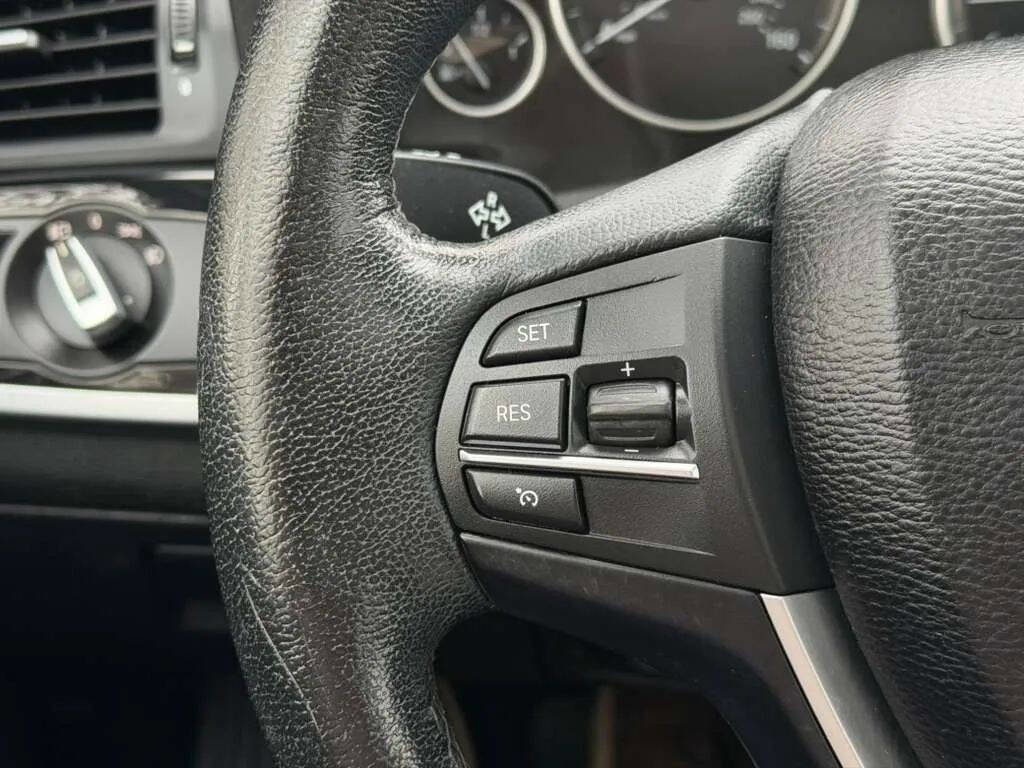 Used 2017 BMW X3 xDrive28i AWD/4WD image 13