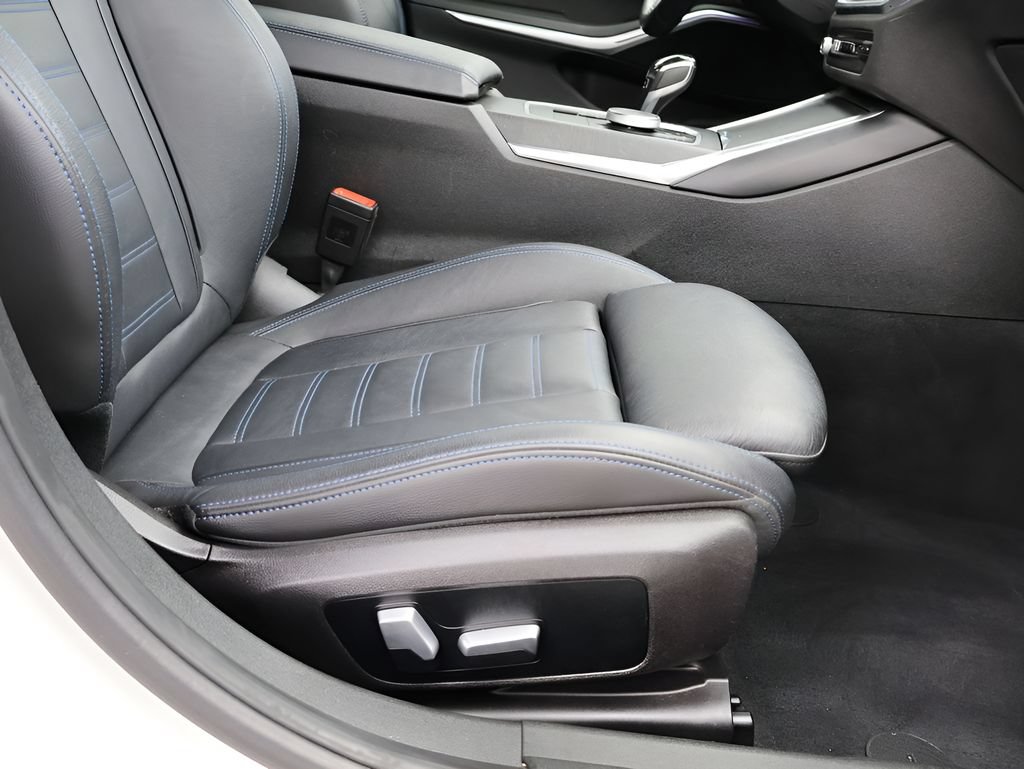 Used 2021 BMW M340i xDrive w/ Premium Package AWD/4WD image 12