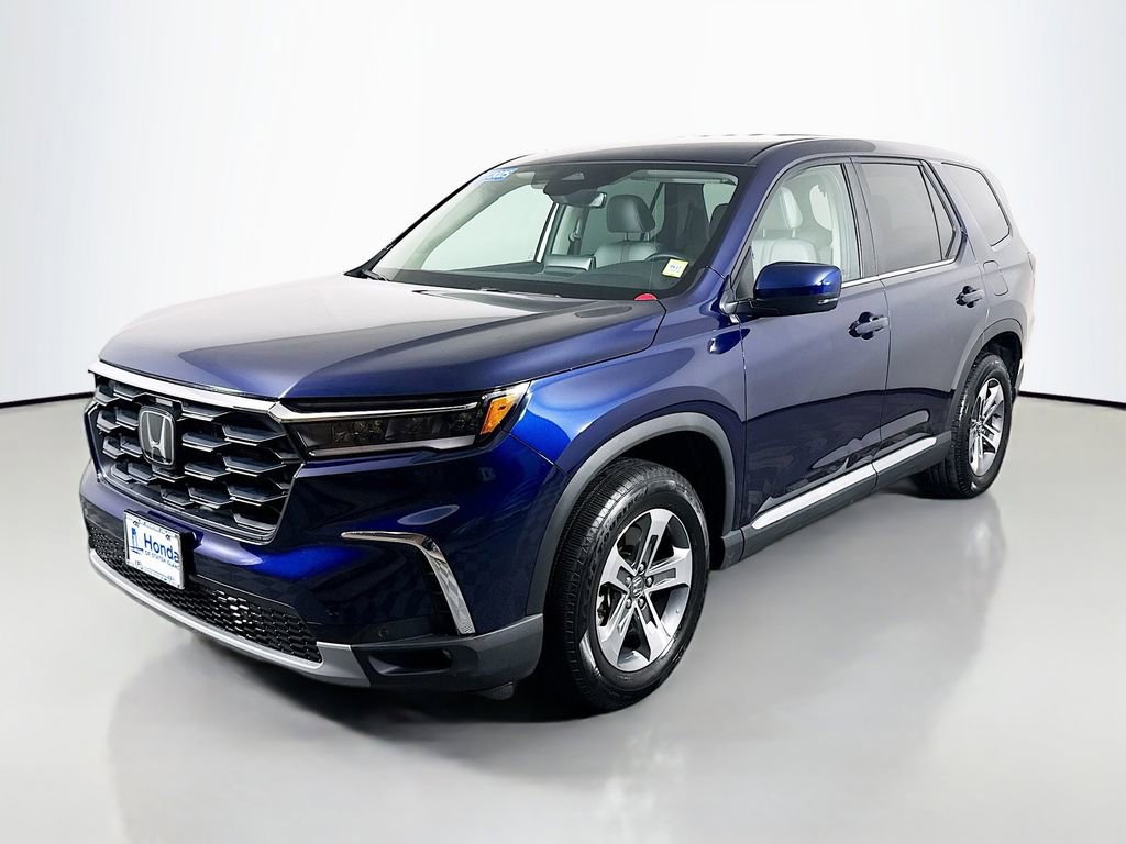Certified 2025 Honda Pilot EX-L image 3