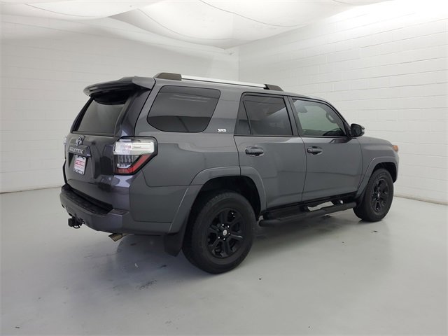 Used 2022 Toyota 4Runner SR5 Premium image 5