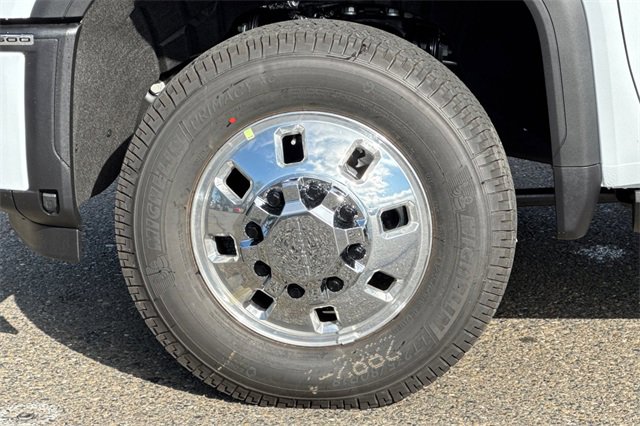 New 2026 GMC Sierra 3500 Denali Ultimate image 32