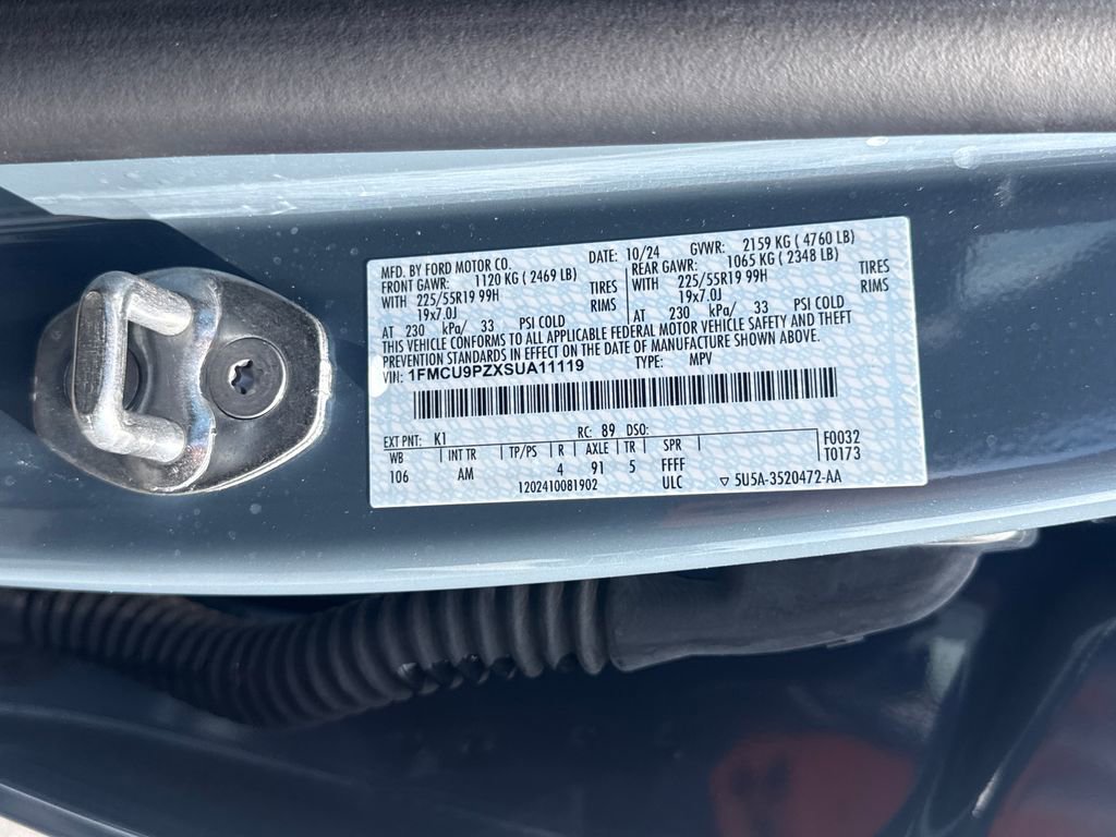 Used 2025 Ford Escape ST-Line Elite w/ Premium Technology Package AWD/4WD image 33
