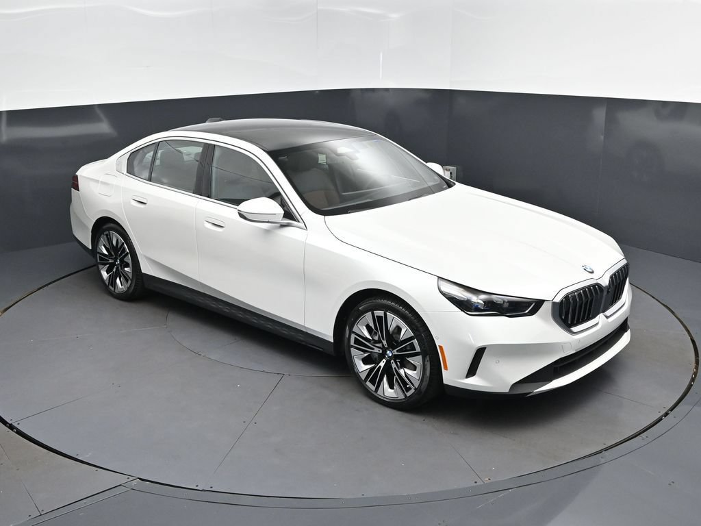 New 2027 BMW 540i xDrive w/ Premium Package AWD/4WD image 36