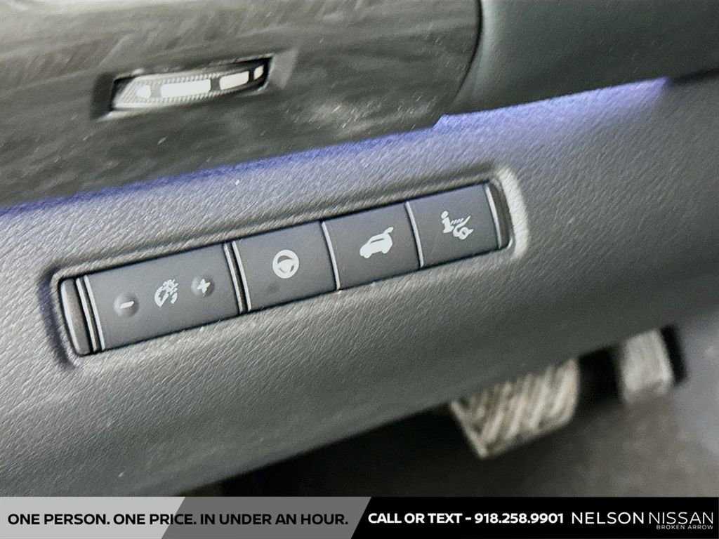 New 2026 Nissan Pathfinder Platinum image 10