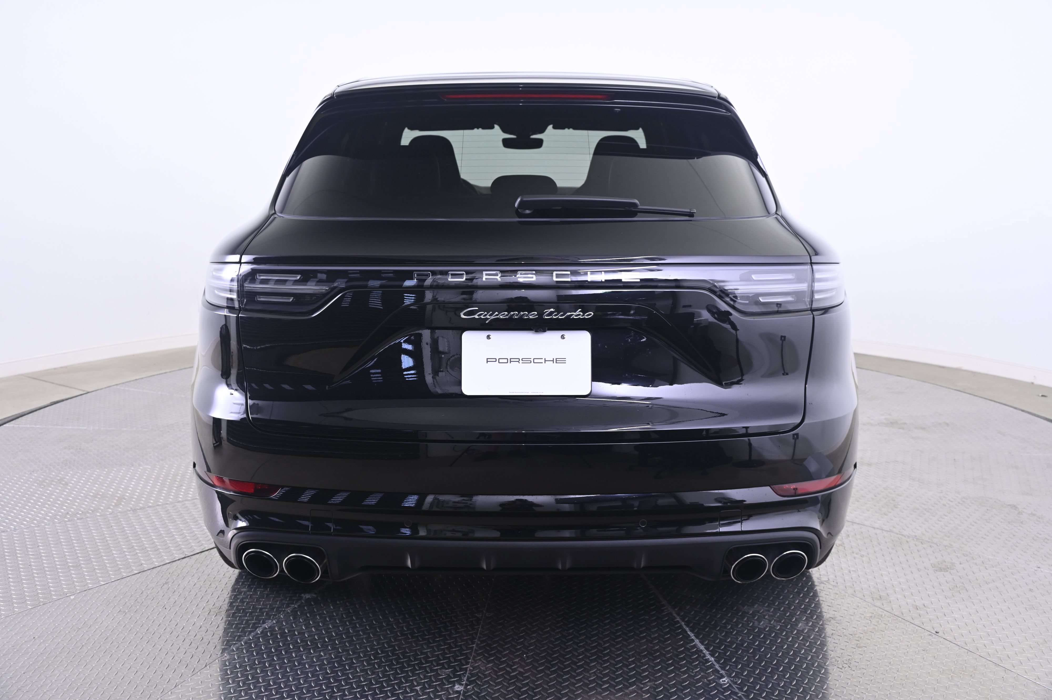 Used 2023 Porsche Cayenne Turbo AWD/4WD image 6