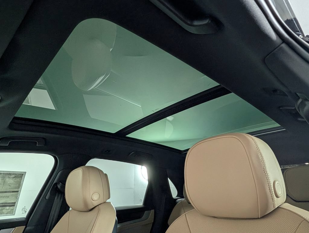 New 2026 Porsche Cayenne AWD/4WD image 30
