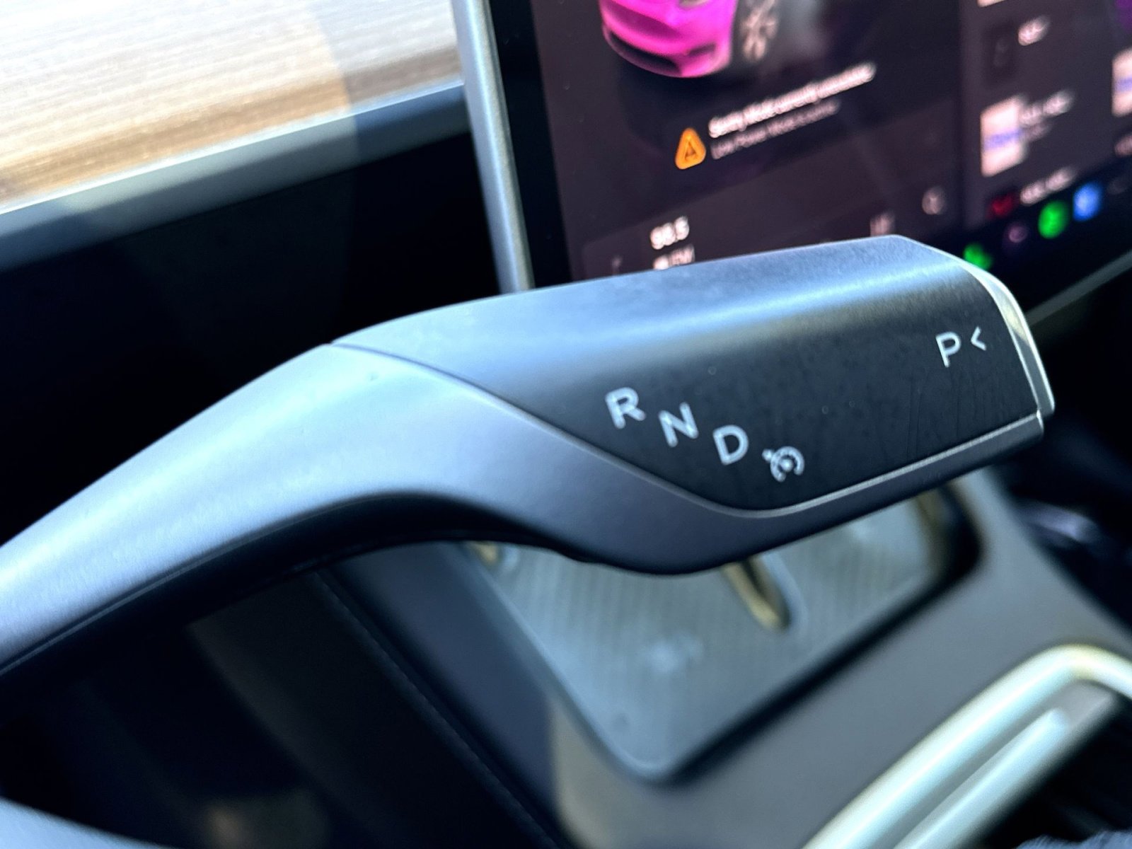 Used 2024 Tesla Model Y Long Range AWD/4WD image 22