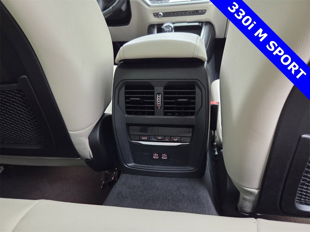 Used 2021 BMW 330i Sedan w/ M Sport Package image 22