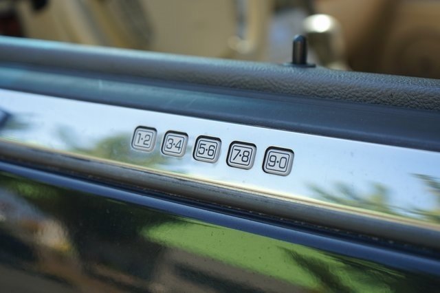 Used 2004 Lincoln Navigator Luxury image 5