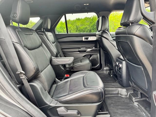 Used 2020 Ford Explorer ST w/ ST Street Pack image 25