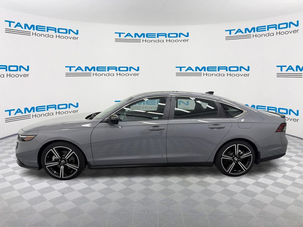 Used 2023 Honda Accord Sport image 2