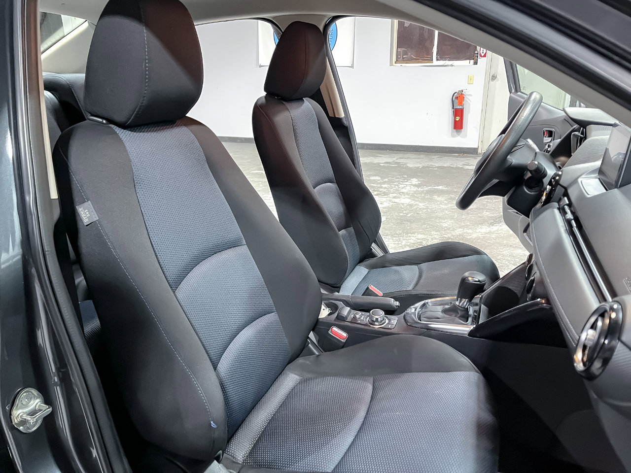 Used 2018 Toyota Yaris iA image 16