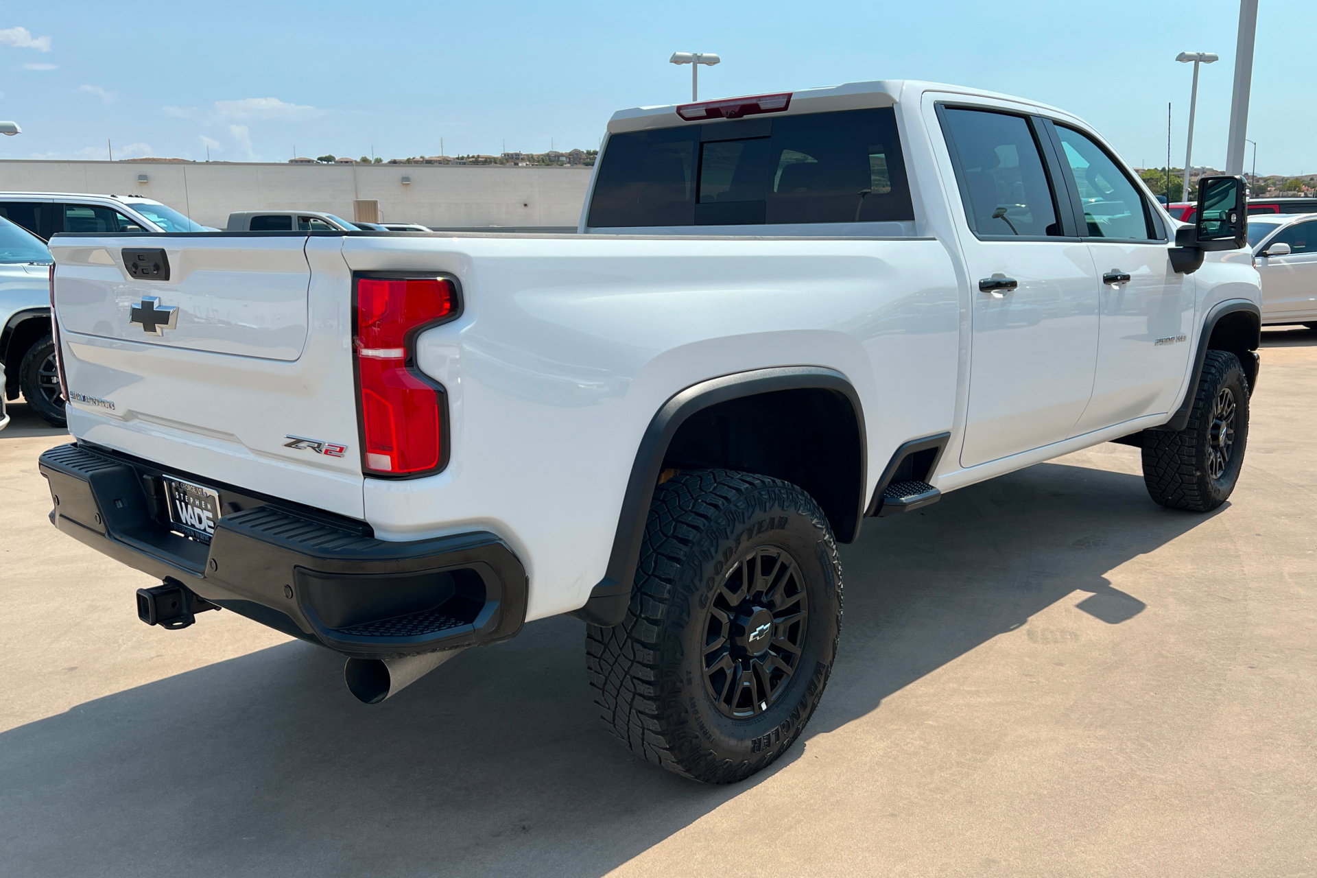 Used 2026 Chevrolet Silverado 2500 ZR2 AWD/4WD image 6