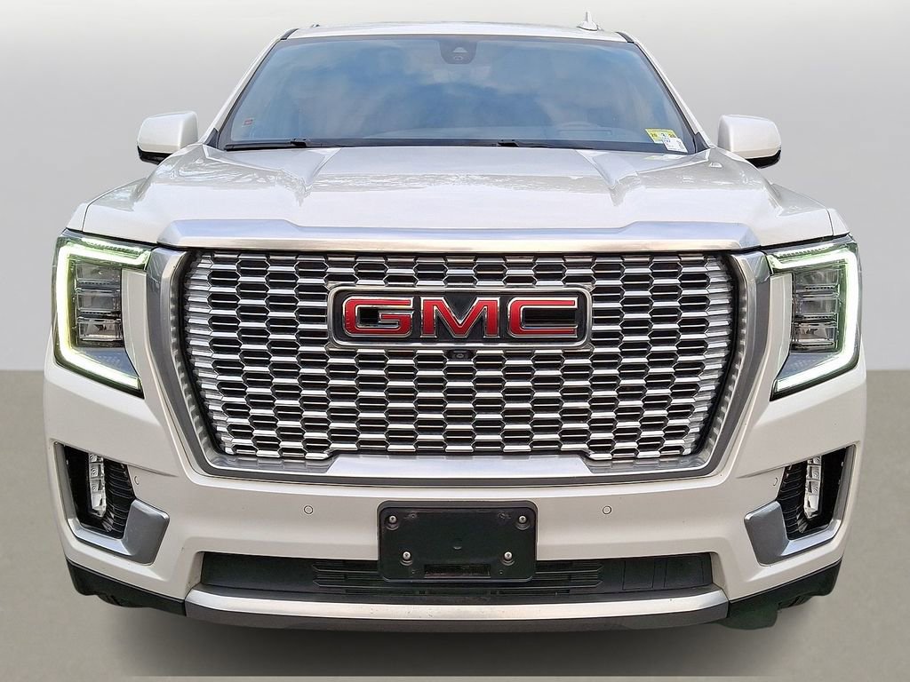 Used 2021 GMC Yukon XL Denali w/ Denali Ultimate Package AWD/4WD image 2