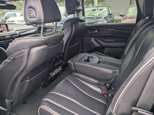 Certified 2023 Acura MDX SH-AWD w/ Advance Package image 16