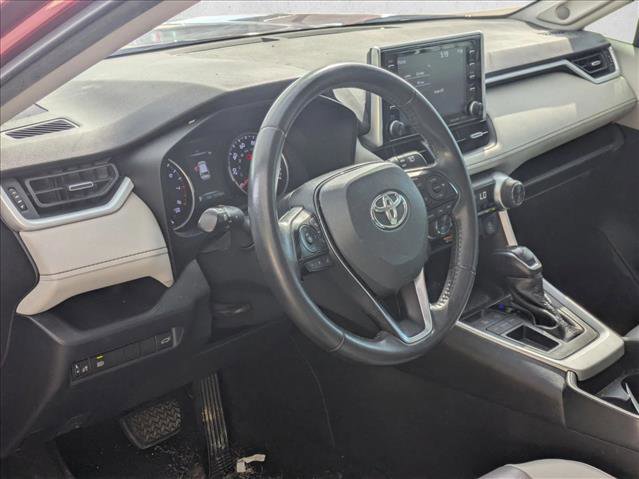 Used 2020 Toyota RAV4 XLE Premium FWD image 8