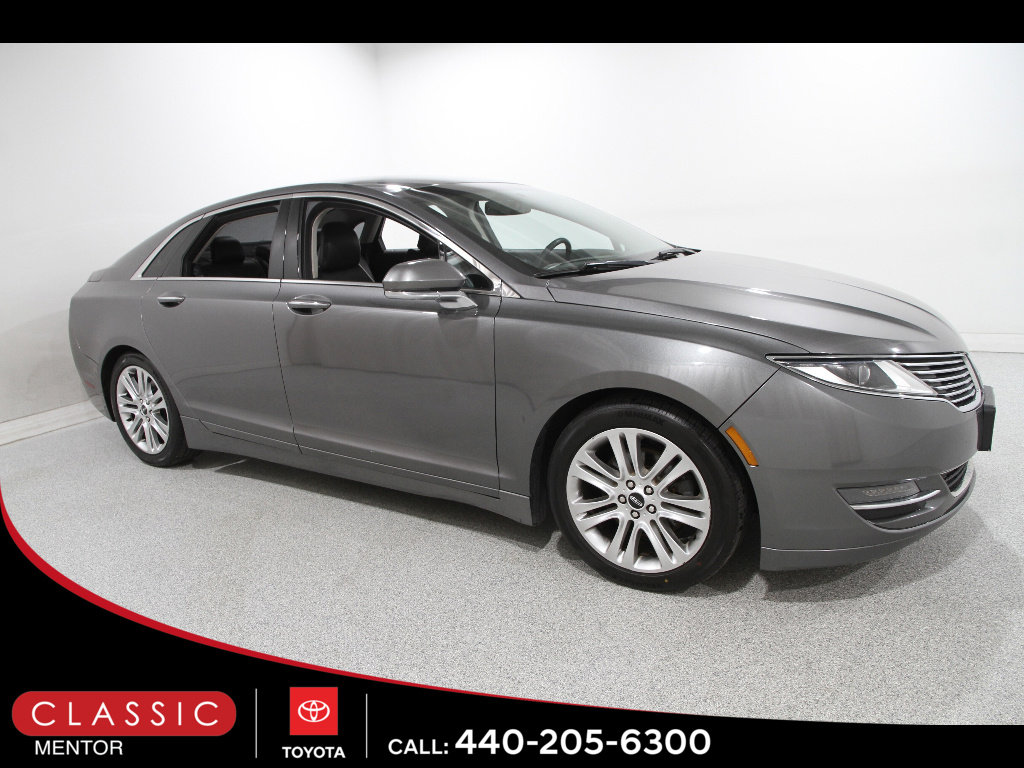 Used 2014 Lincoln MKZ image 1