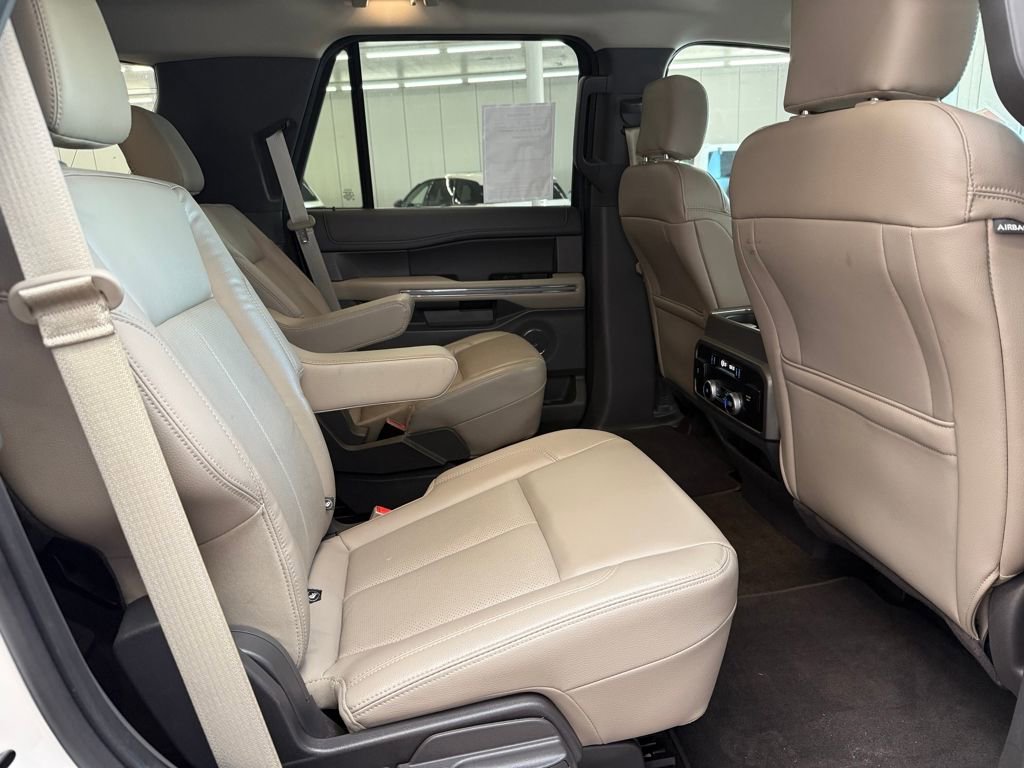 Used 2020 Ford Expedition XLT w/ Equipment Group 202A image 19