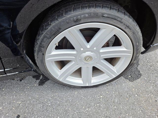 Used 2005 Chrysler Crossfire Limited image 21