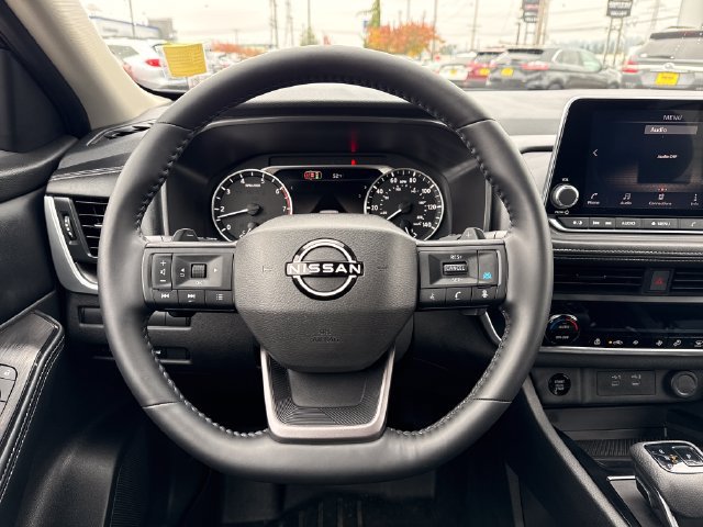 Used 2026 Nissan Rogue Dark Armor AWD/4WD image 18
