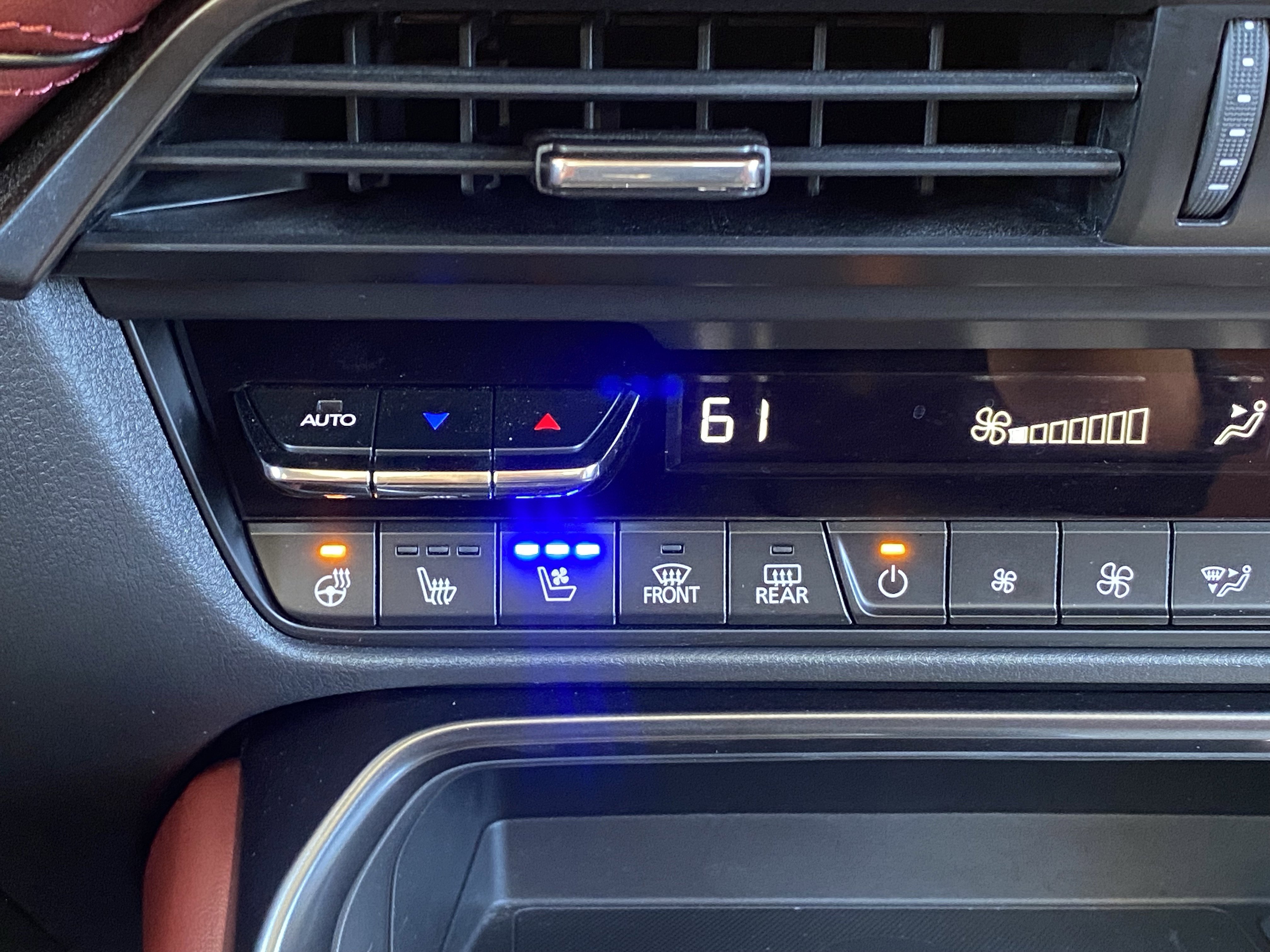 Used 2025 MAZDA CX-70 3.3 Turbo S w/ Premium Package image 15