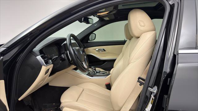 Used 2021 BMW 330i Sedan RWD image 16